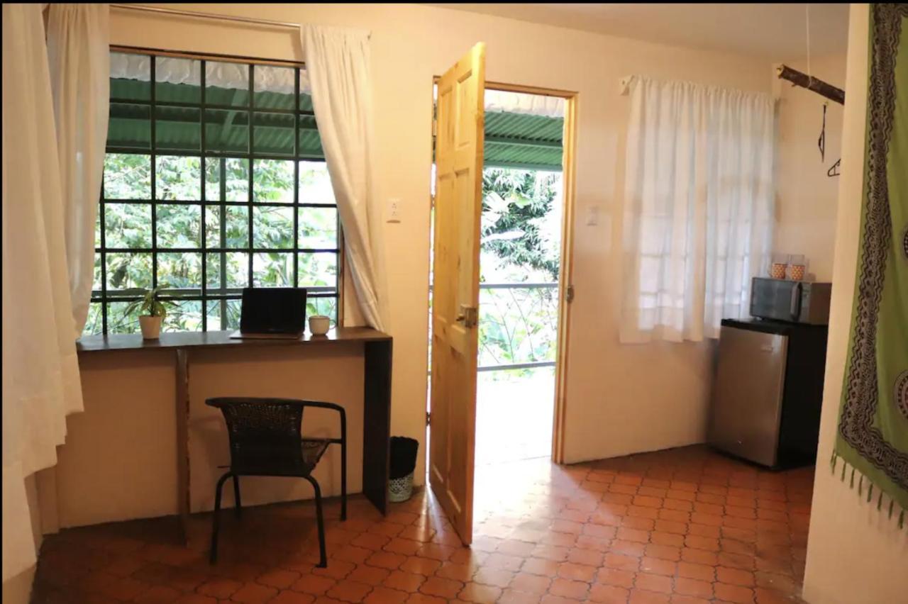 Bed and Breakfast Casa Geraldo Мануэль-Антонио Экстерьер фото